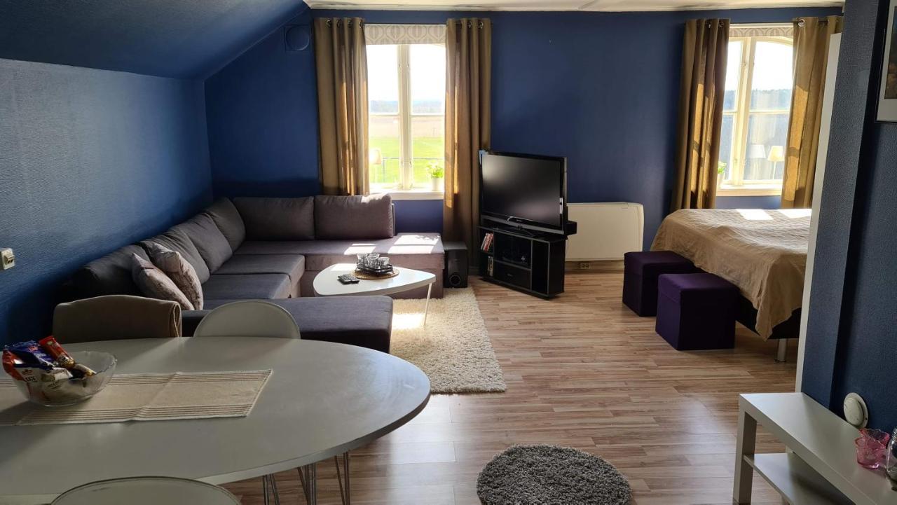 Own Apartment In Village School From 1886 With Private Entrance Kristianstad Buitenkant foto